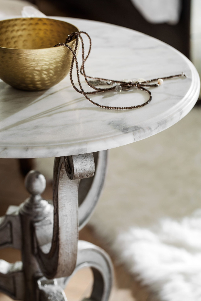 Столик ламповый "Арабелла", Hooker Furniture