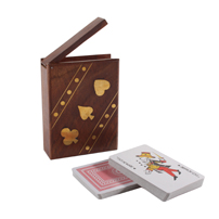 Комплект карт в деревянной коробке