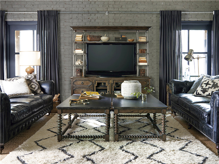 Шоу-рум фабрики Universal Furniture в High Point Design Center.