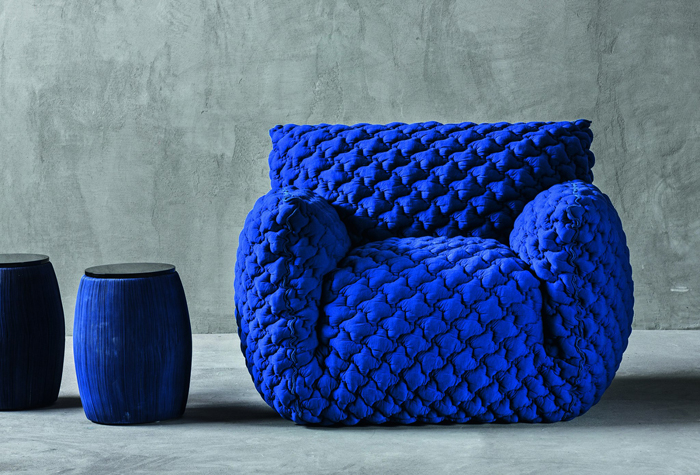 Новый вариант кресла Nuvola 05, дизайн – Паола Навоне (Paola Navone) для GERVASONI