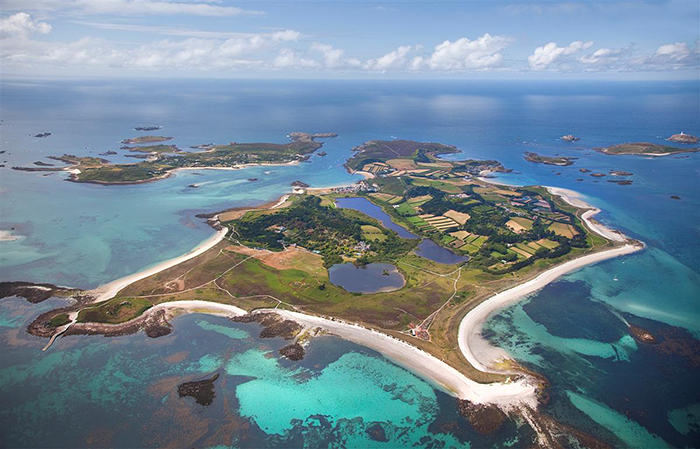 Tresco Abbey Garden 